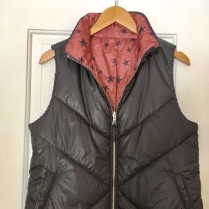 Kenzie gray reversible puffer vest size Medium